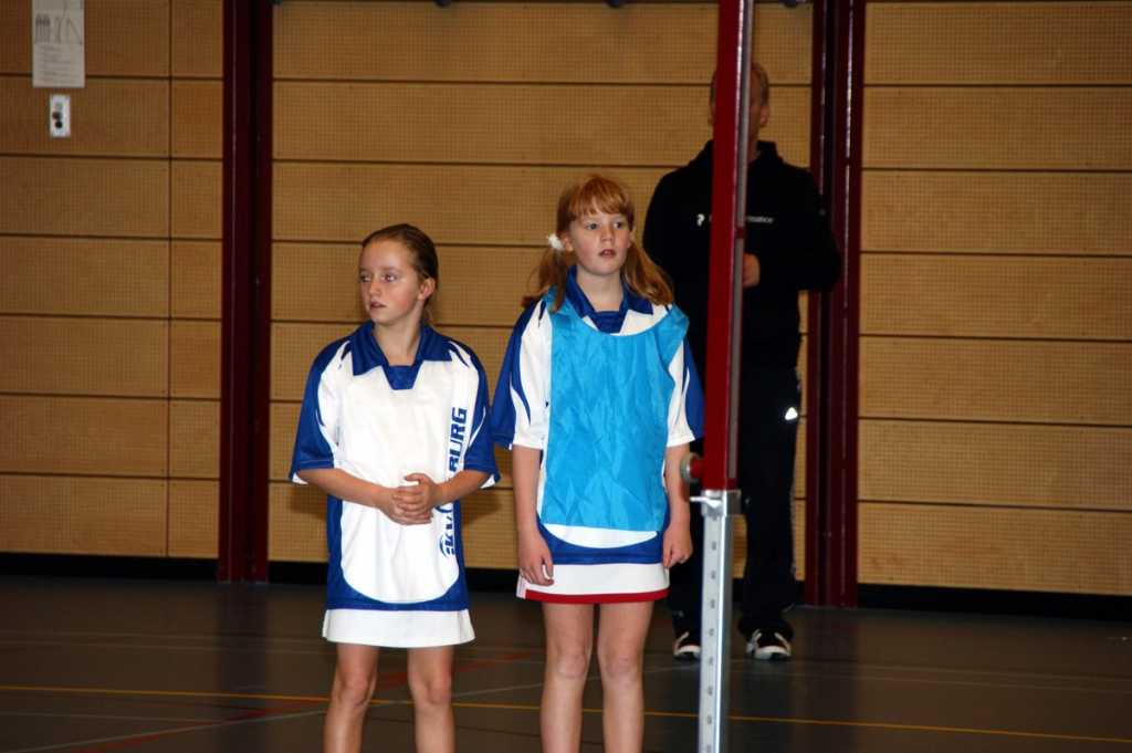 Korfbal E2 21 november 2009-16.JPG